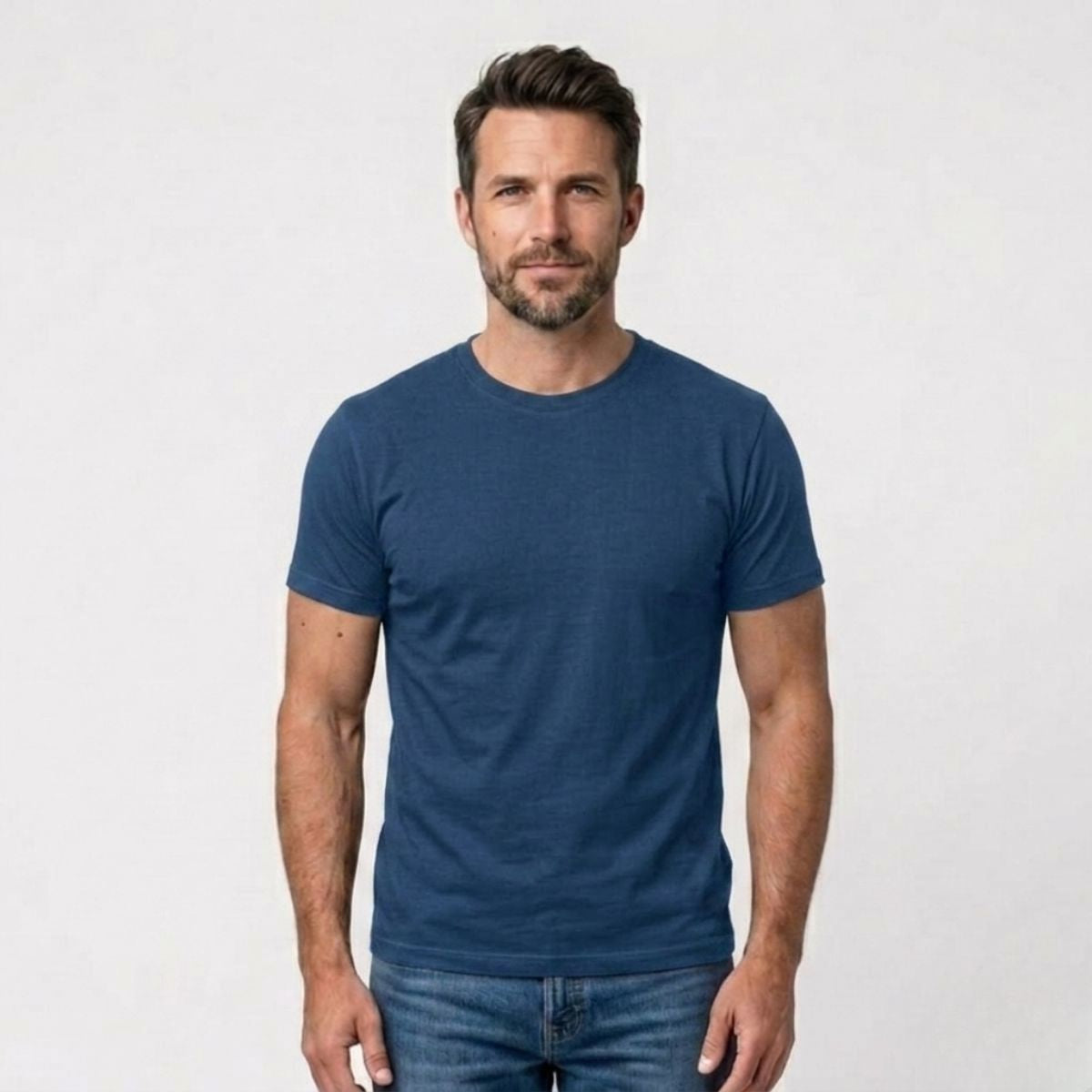 Cobalt Blue - Front - Zeitloses T-Shirt mit modernem Schnitt und weicher Baumwollqualität.
