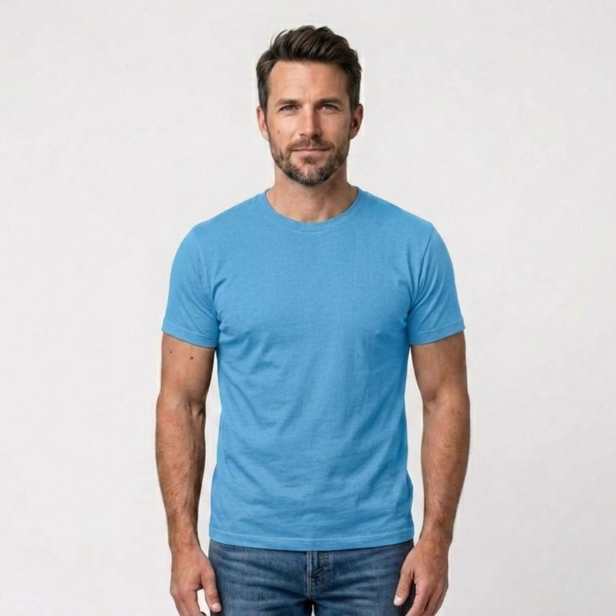 Sky Blue - Front - Zeitloses T-Shirt mit modernem Schnitt und weicher Baumwollqualität.