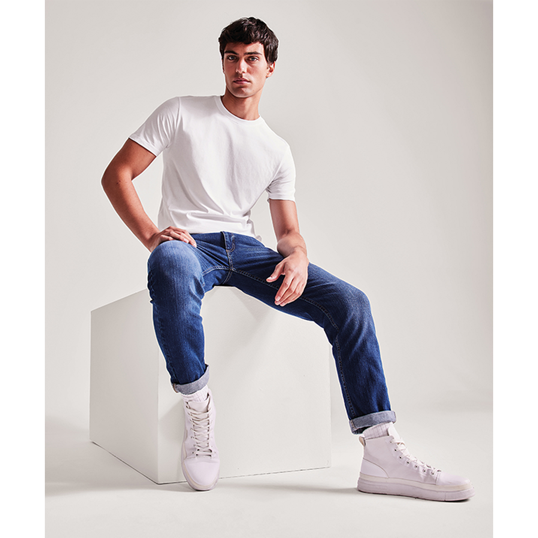 Allgemein - Front - Modernes T-Shirt mit Bio-Baumwolle, Fashion-Fit und softem Finish.